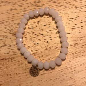 White stretch bracelet